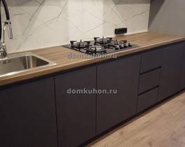 прямая кухня Фьюжен
